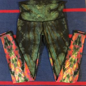 Small Teeki Yoga Bottoms